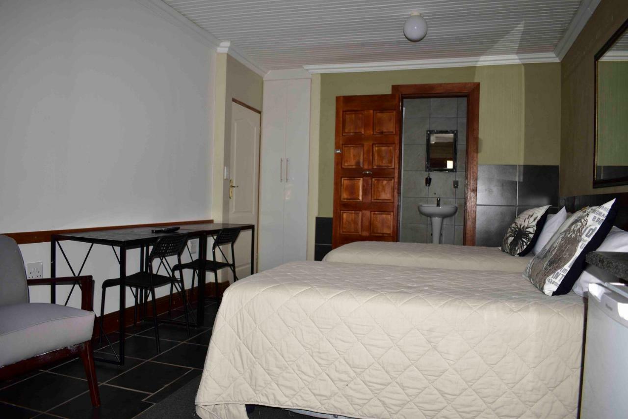 13 Hobson Hotel Секунда Екстериор снимка